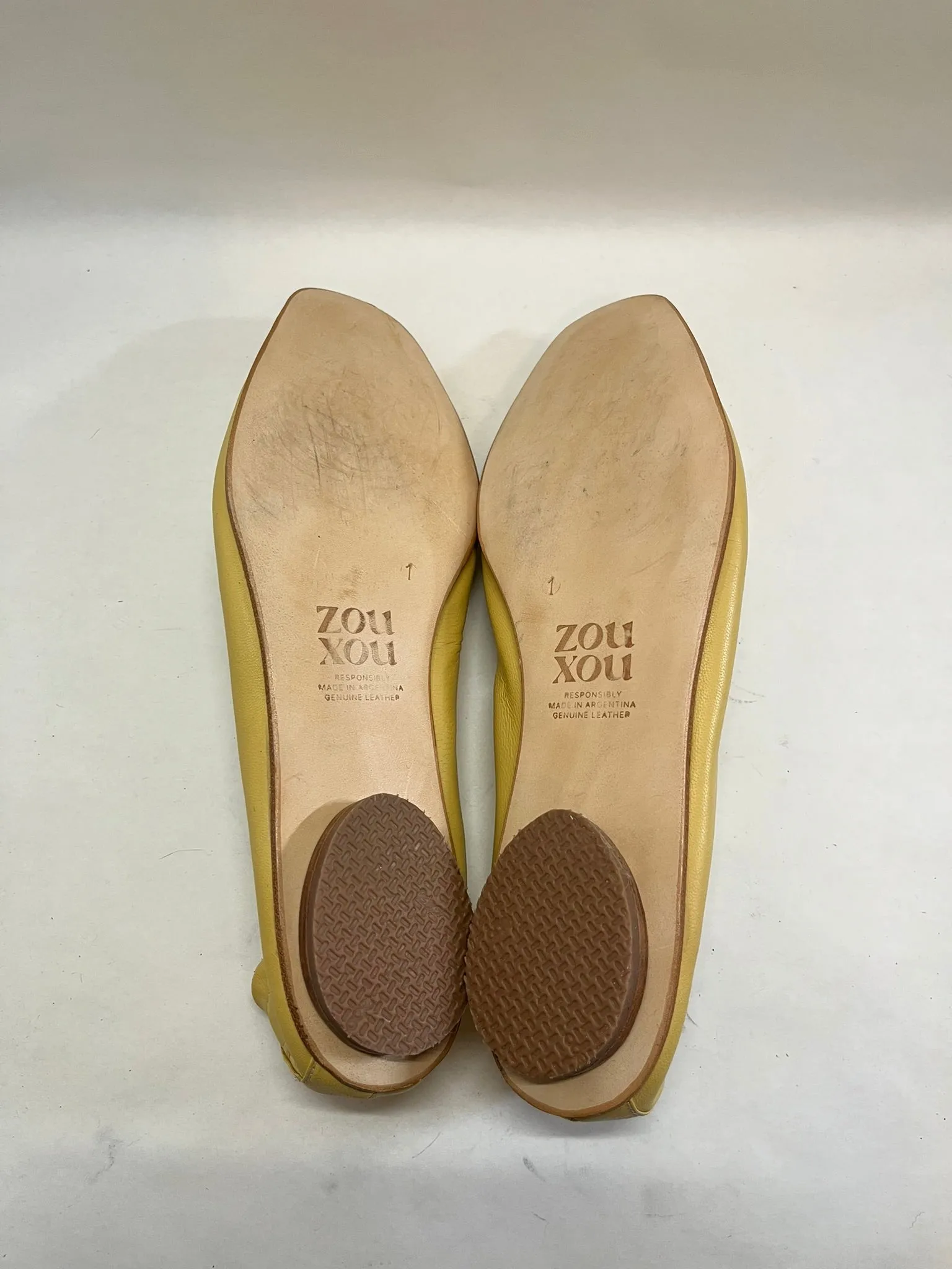 Daria Flat in Manteca Size 41