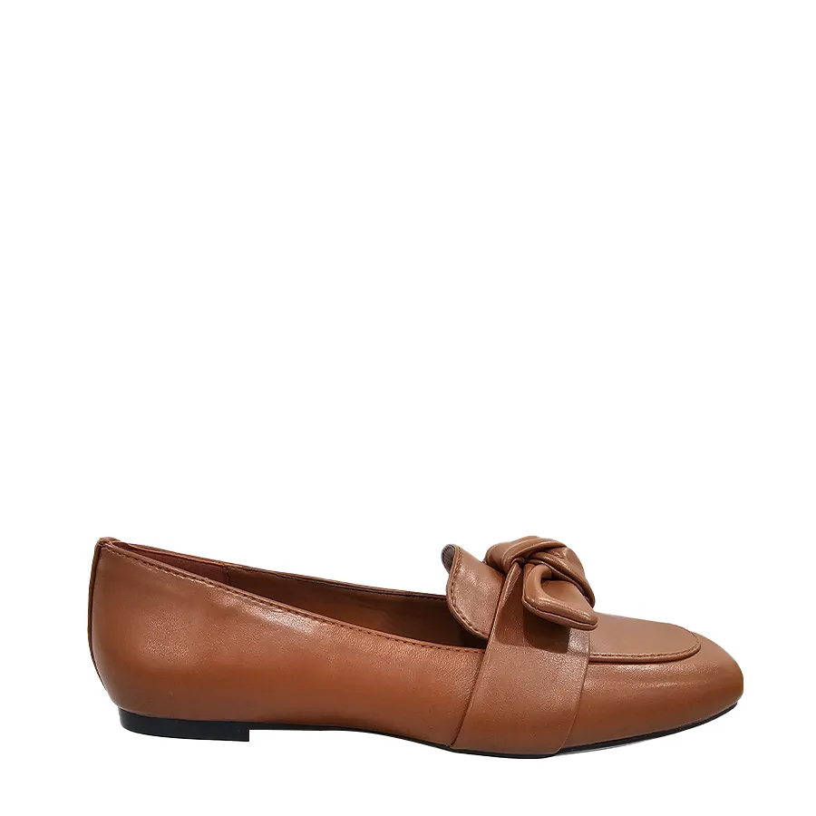 Certainly! Here’s an optimized title for the Womens Raissa Loafer:

**Stylish Womens Raissa Loafer Shoes - Comfortable and Chic Slip-On Footwear**